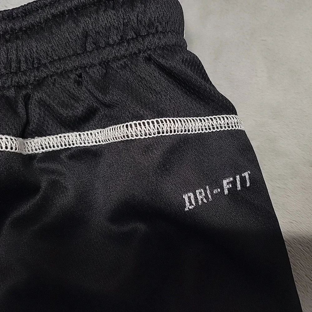 Nike Soccer Shorts Men XL Black Dri-Fit Athletic Gym Training Running Retro